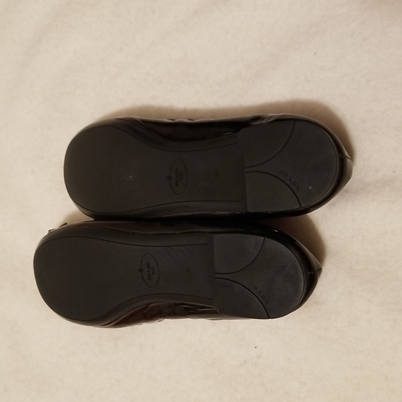 Prada flats - Picture 5 of 9